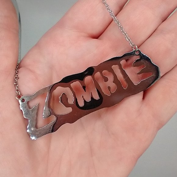 Unisex Silver Tone Zombie Necklace - Picture 4 of 4